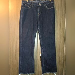 Wrangler Q-Baby Raw Hem Ultimate Riding Jeans in Dark Wash, Size 9/10 36